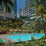 โรงแรม 5 ดาว แถวสยามพารากอน Beautiful Pool Anantara Siam Bangkok Hotel Five Star Hotel