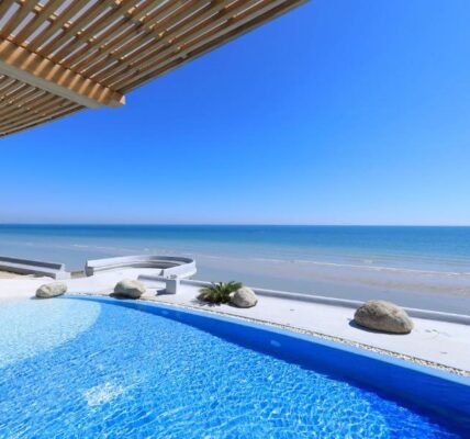 Beautiful Pool Kundala Beach 5 Star Resort Hua Hin